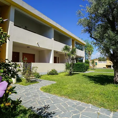 Triton Villas Residence & Hotel-3